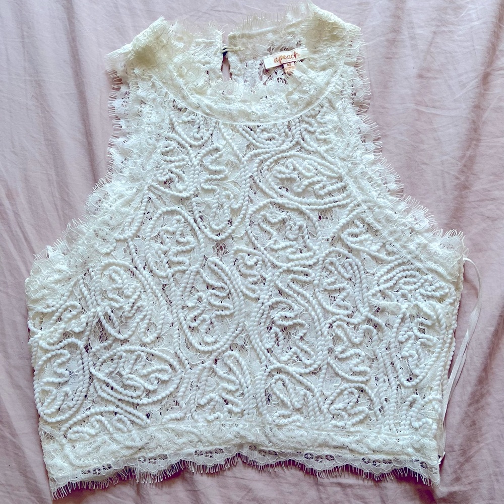 Morning Lavender- LEIGHTON WHITE SLEEVELESS LACE TOP Size M